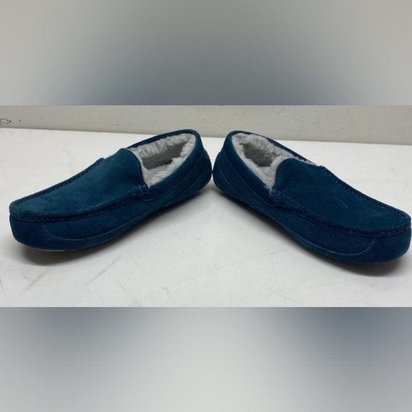 UGG®Men\'s Ascot Suede Slip-On Moccasin Loafers Size 7 NWT No Box main image 9
